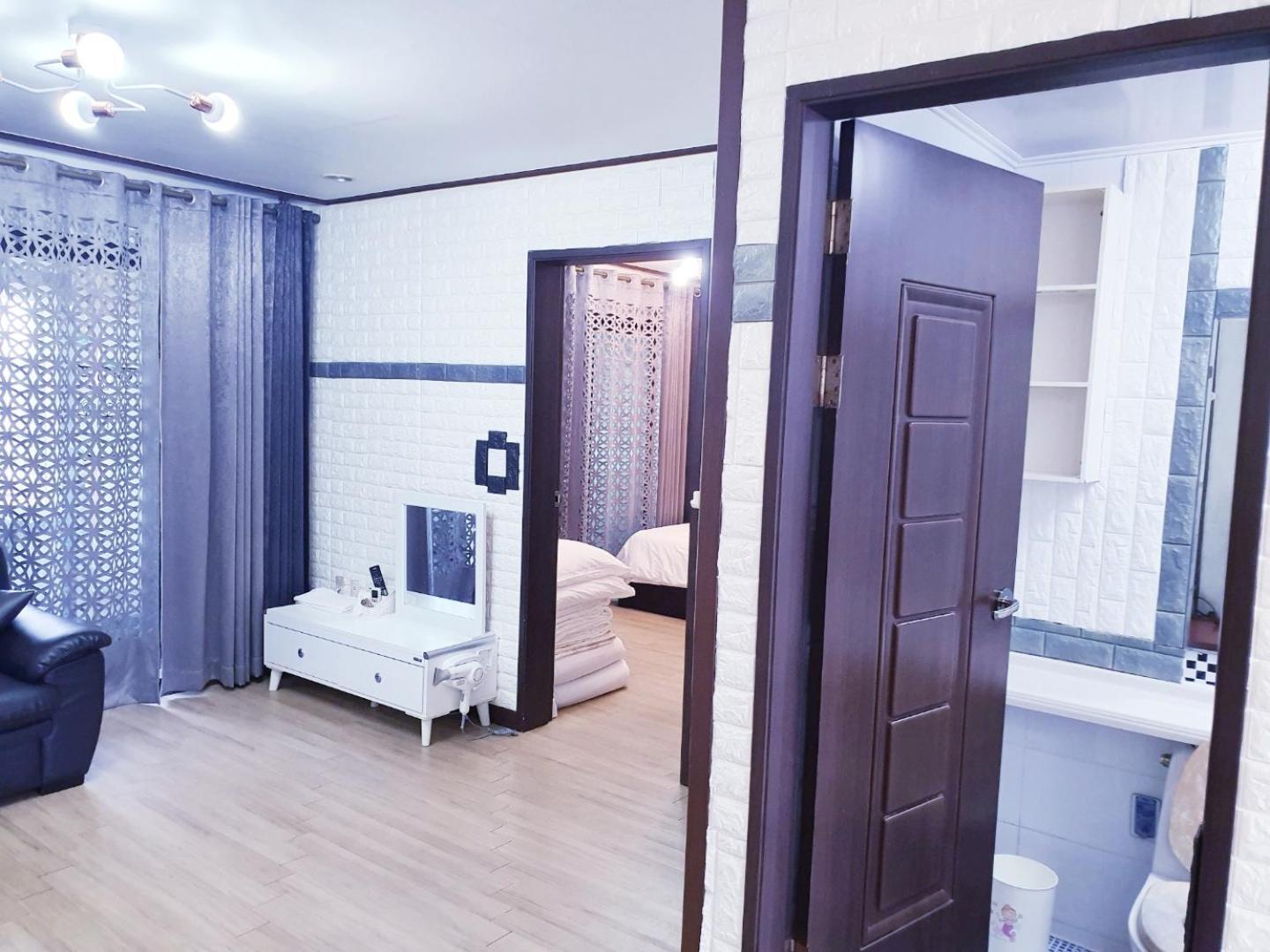 Pureun Jeju Pension Seogwipo Zimmer foto