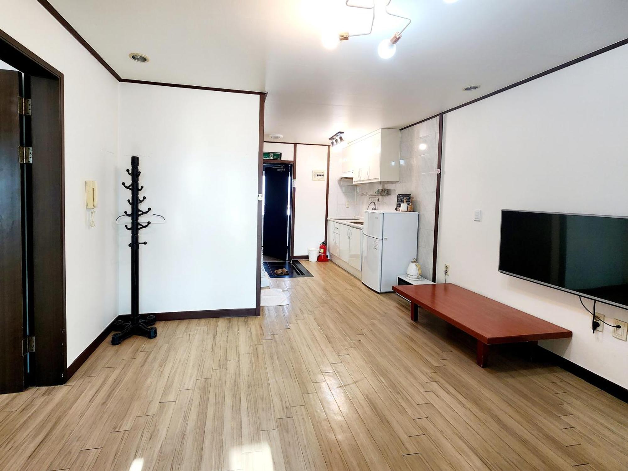 Pureun Jeju Pension Seogwipo Exterior foto